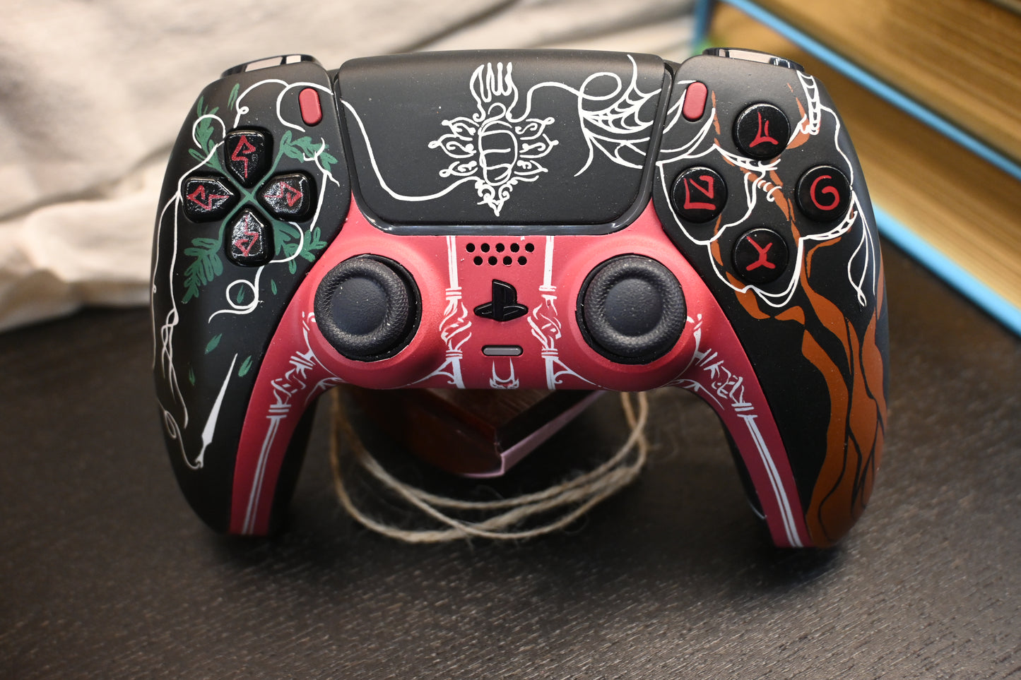 Hollow Knight Controller (Hornet/Silksong) - PS5 DualSense